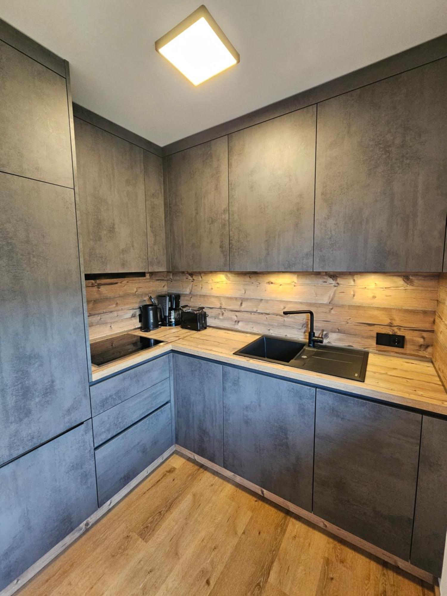 ניוסטיפט אים סטובאיטל Roasthof Apartments מראה חיצוני תמונה